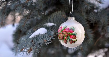 A karácsonyfa és egyéb karácsonyi szimbólumok nyomában