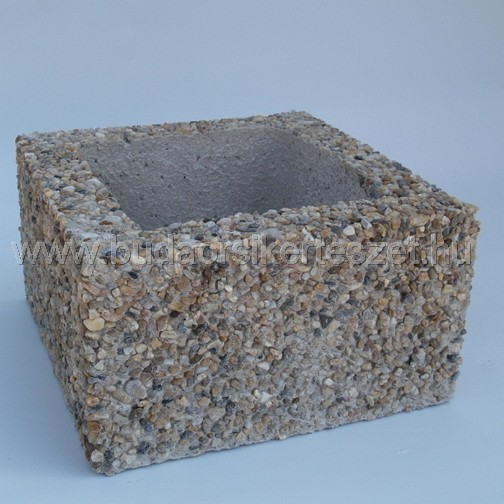 pillér gyöngykavicsos - 30x30x15cm