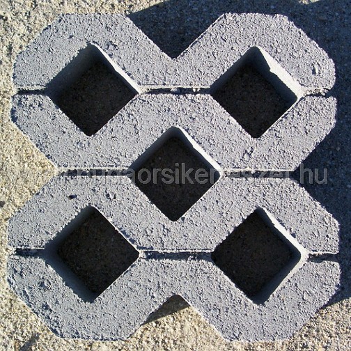 pázsitrácskő osztrák hagyományos